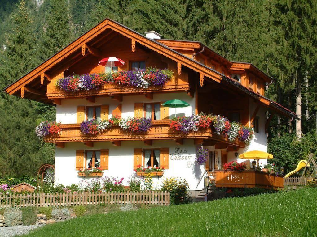 Haus Tasser Mayrhofen Exterior photo
